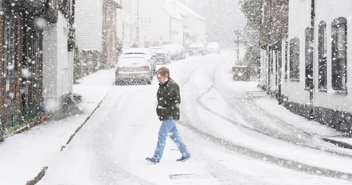 Special £25 Cold Weather Payments set to enter bank accounts in